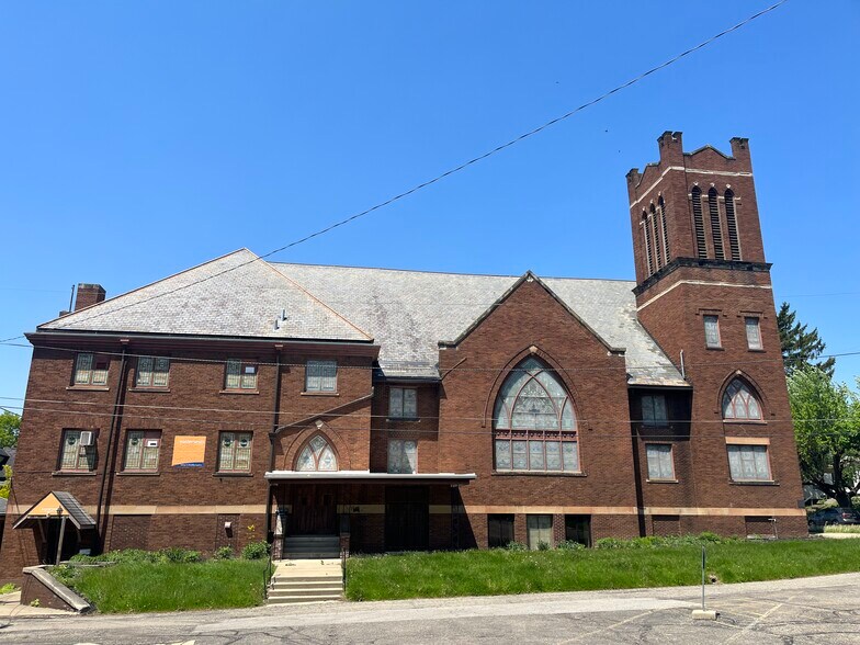 Primary Photo Of 110 E Vine St, Mount Vernon Religious Facility For Lease