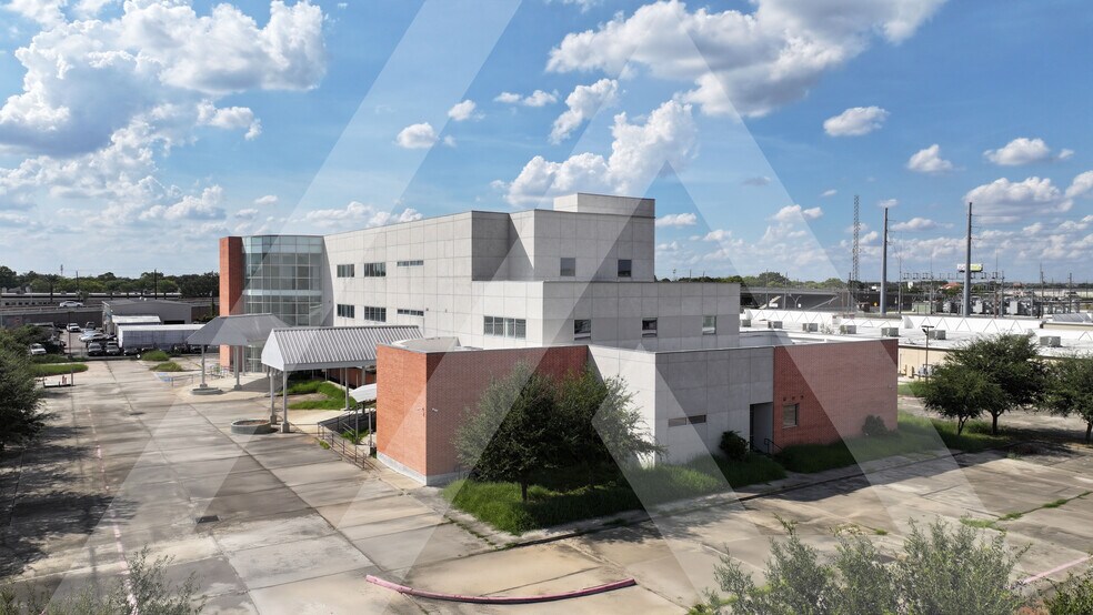More Photos Of 14602 Presidio Square Blvd, Houston Office For Sale
