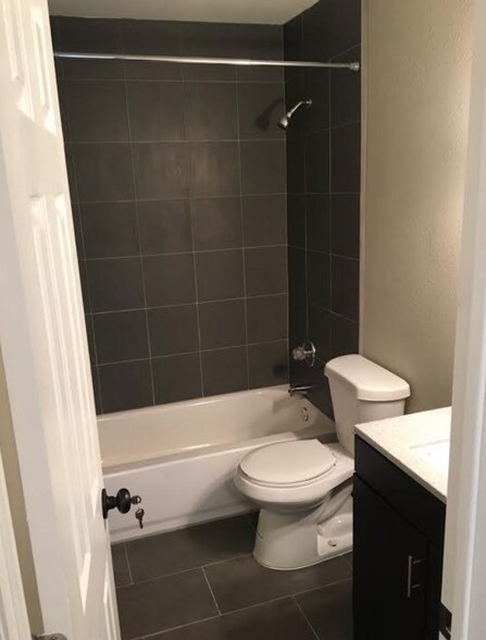 More Photos Of 806 Oran Cir, Bryan Apartments For Sale