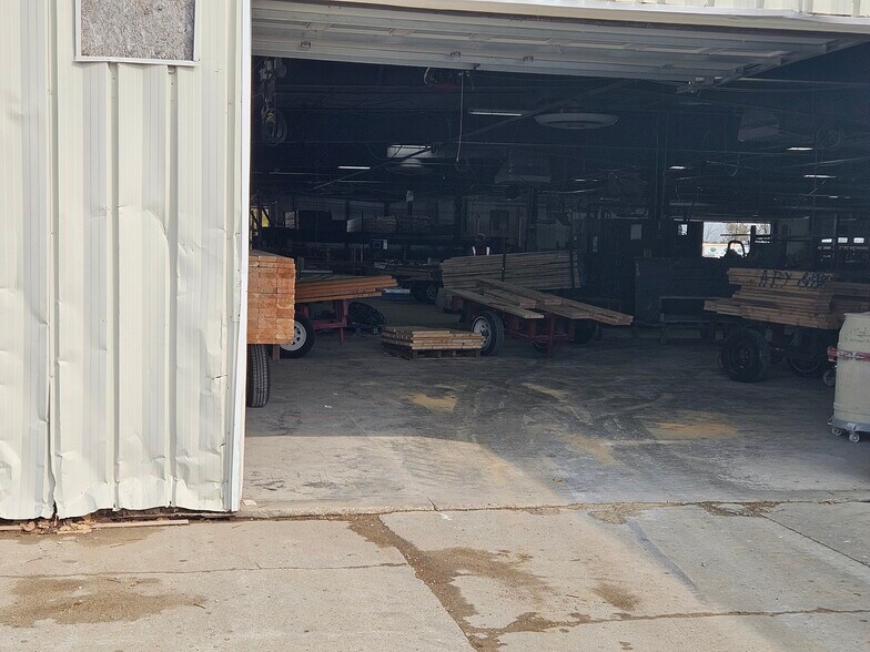 More Photos Of 102 Vander Horck St, Britton Industrial For Sale