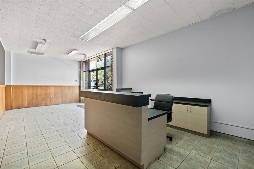 More Photos Of 421 E Robinson St, Orlando Office For Sale