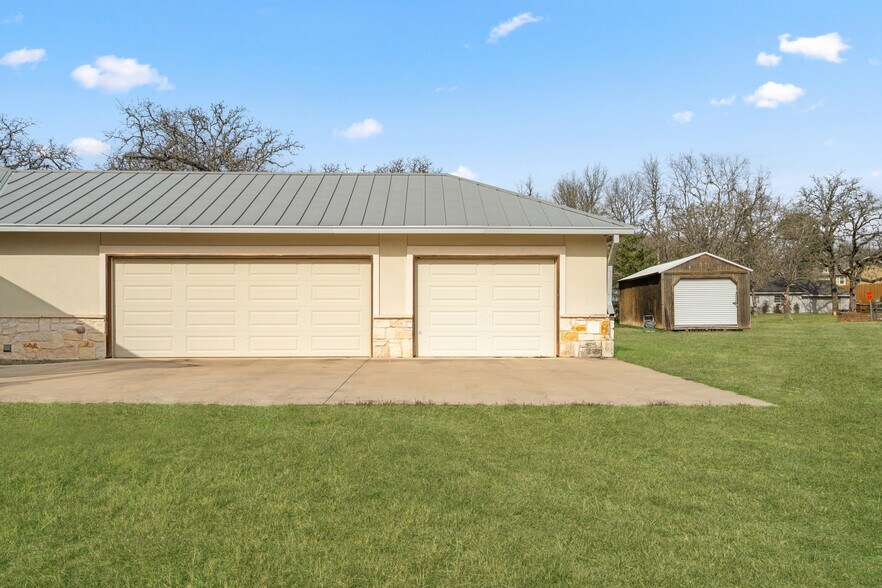 More Photos Of 145 State Loop 92, La Grange Specialty For Sale