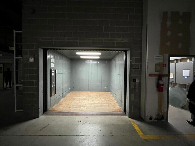 More Photos Of 200 Beaver Valley Mall, Monaca Freestanding For Lease