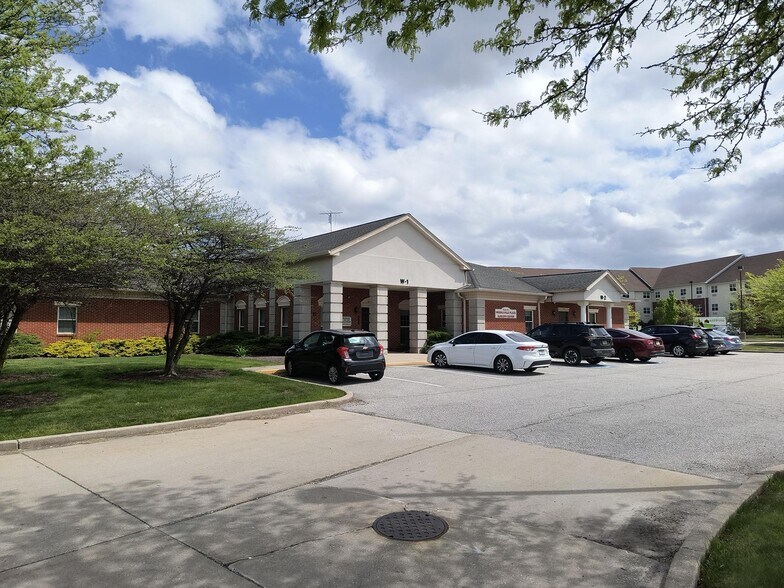 More Photos Of 255 E 90th Dr, Merrillville Medical For Lease