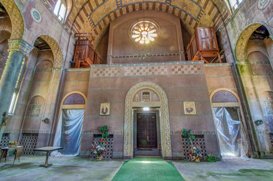 More Photos Of 575 Humboldt Pky, Buffalo Religious Facility For Sale