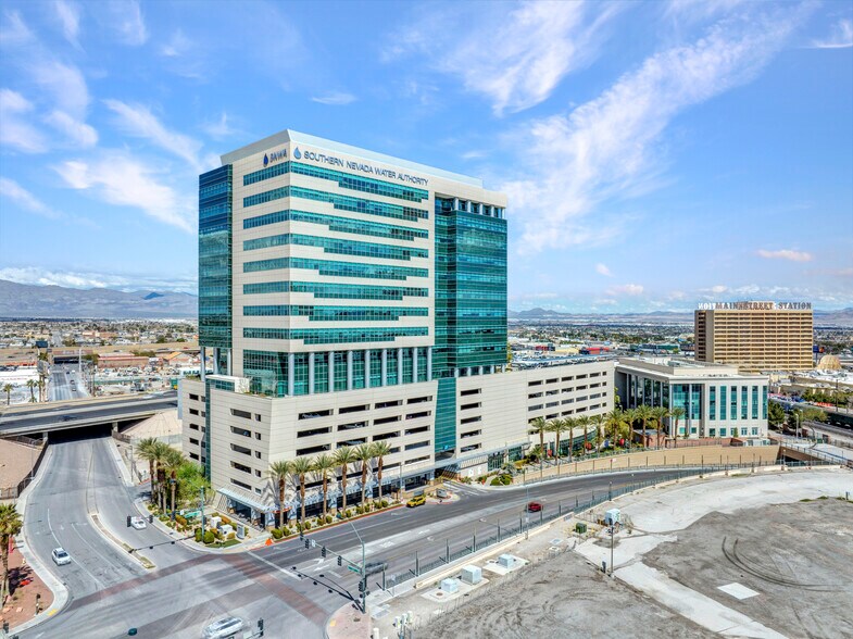 More Photos Of 100 N City Pky, Las Vegas Office For Lease