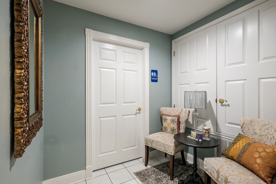 More Photos Of 13003 Jones Maltsberger Rd, San Antonio Loft Creative Space For Lease