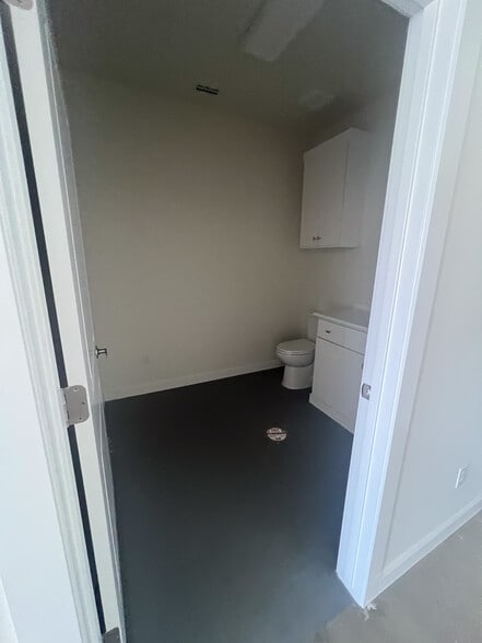 More Photos Of 5467 Alamo Rd, Edinburg Office For Lease