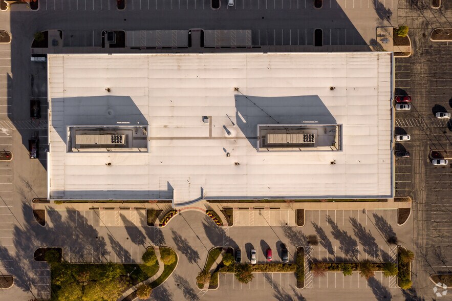 More Photos Of 2815 Forbs Ave, Hoffman Estates Office For Lease