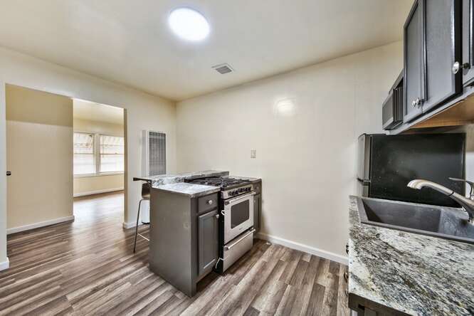 More Photos Of 1515 N Carson St, Carson City Hotel For Sale