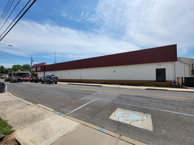 More Photos Of 71 Bellevue Ave, Langhorne Storefront Retail Office For Lease