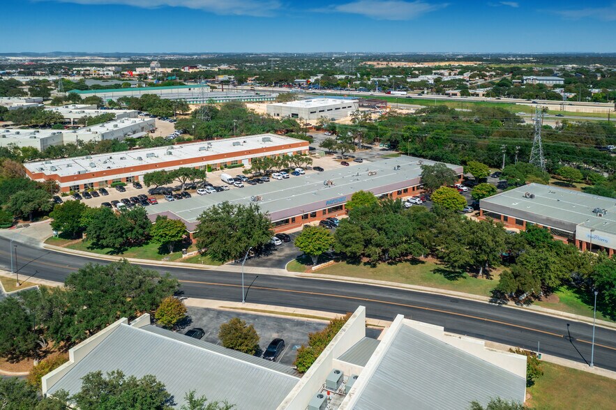 More Photos Of 12450 Network Blvd, San Antonio Unknown For Lease