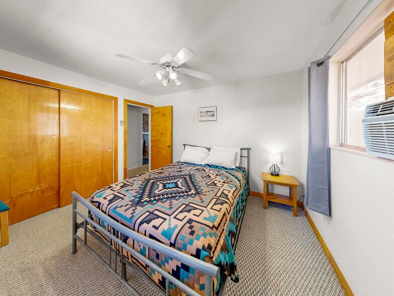 More Photos Of US 163 & San Juan River, Mexican Hat Hotel For Sale
