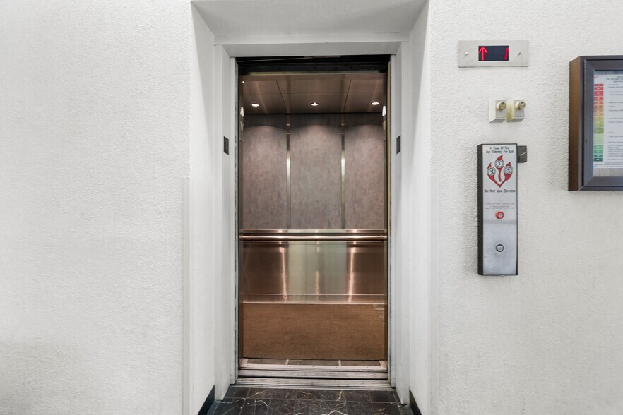 More Photos Of 203 Willow St, San Francisco Office For Sale