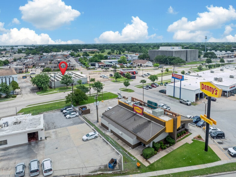 More Photos Of 12036 Airline Dr, Houston Medical For Sale