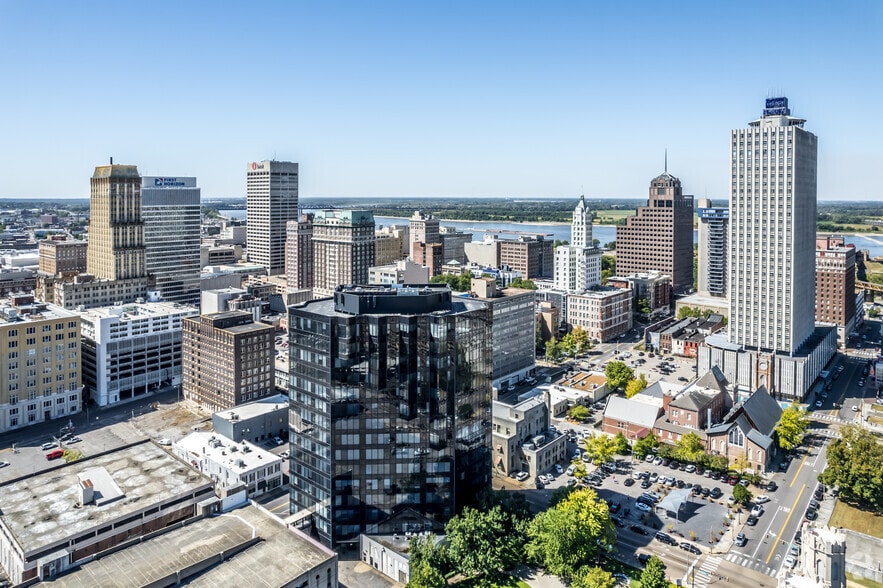 More Photos Of 200 Jefferson Ave, Memphis Office For Sale