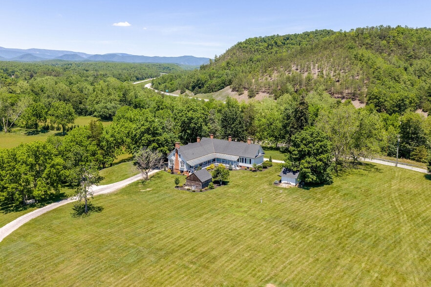 More Photos Of 4301 Longdale Furnace Rd, Clifton Forge Lodge Meeting Hall For Sale