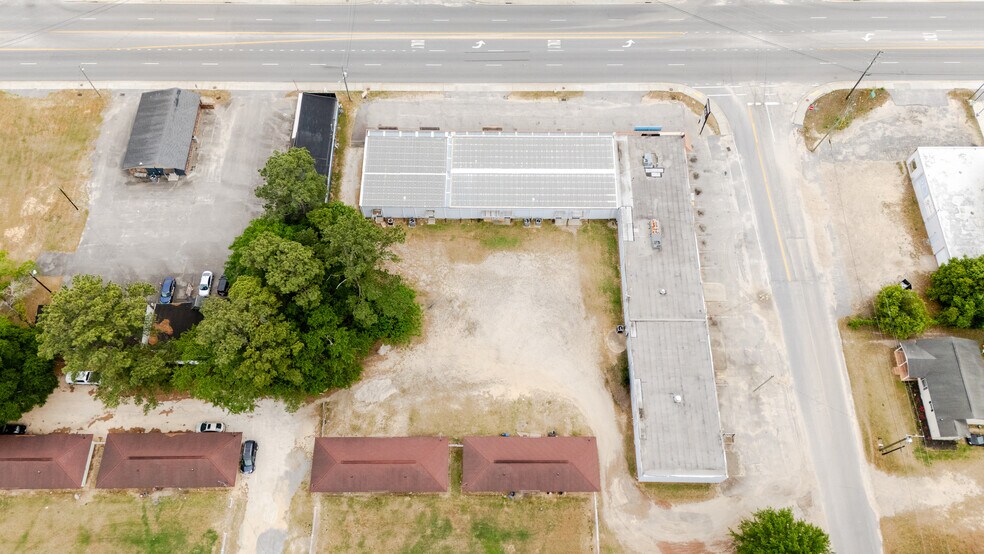 More Photos Of 817 S Cashua Dr, Florence Storefront For Sale