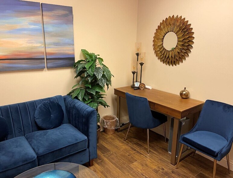 More Photos Of 1000 Quail St, Newport Beach Coworking Space