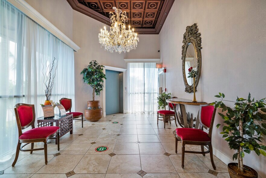 More Photos Of 1680 SE 3rd Ct, Deerfield Beach Loft Creative Space For Lease