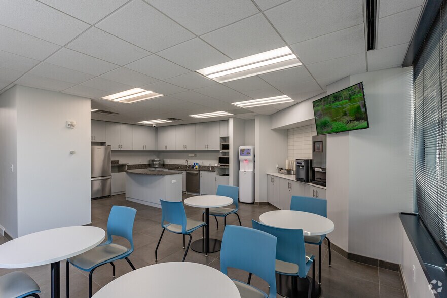 More Photos Of 1 Burton Hills Blvd, Nashville Unknown For Sale