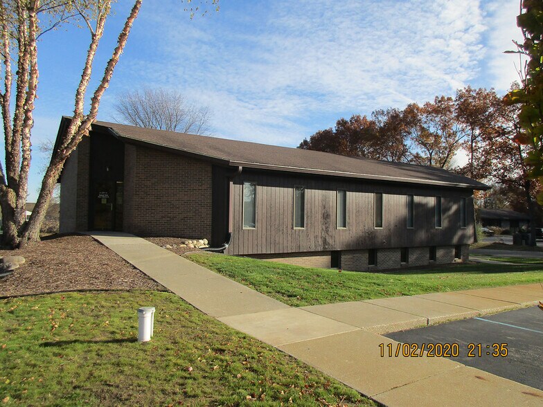 More Photos Of 3 Heritage Oak Ln, Battle Creek Medical For Sale