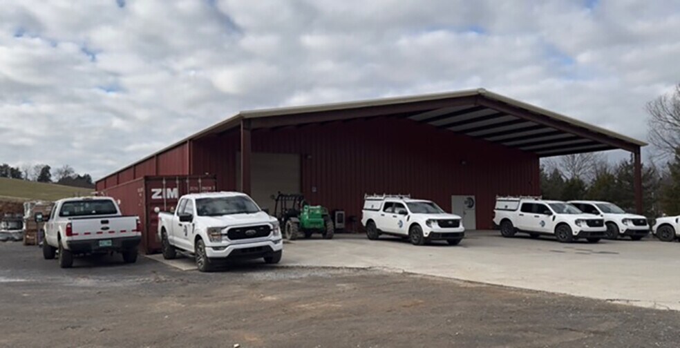 More Photos Of 725 W Highway 25 70, Dandridge Industrial For Sale