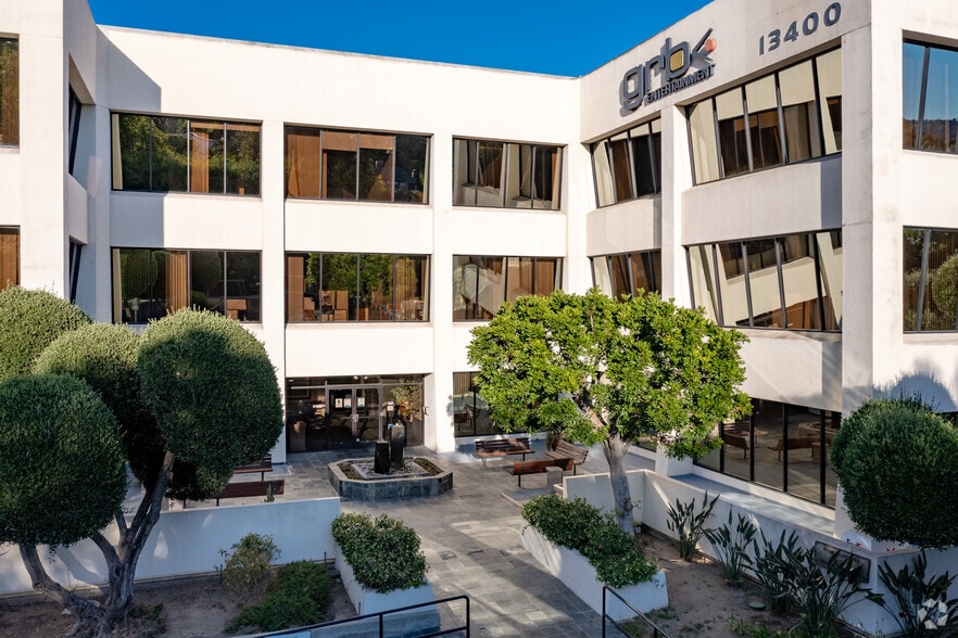 More Photos Of 13400 Riverside Dr, Sherman Oaks Office For Lease