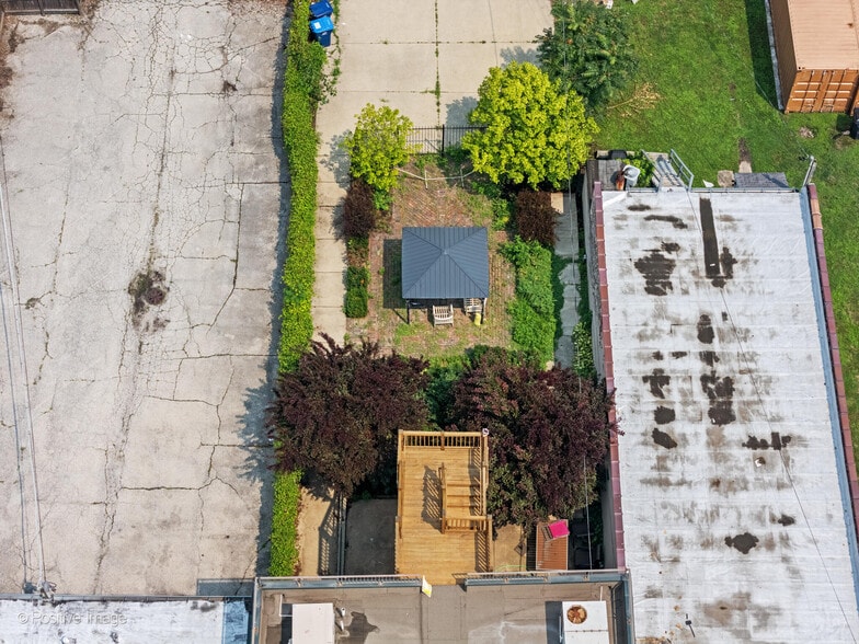 More Photos Of 1817 Church St, Evanston Loft Creative Space For Sale