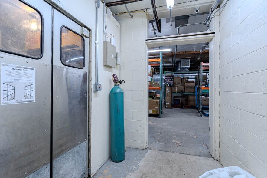 More Photos Of 234 Cedar St, Tigerton Supermarket For Sale