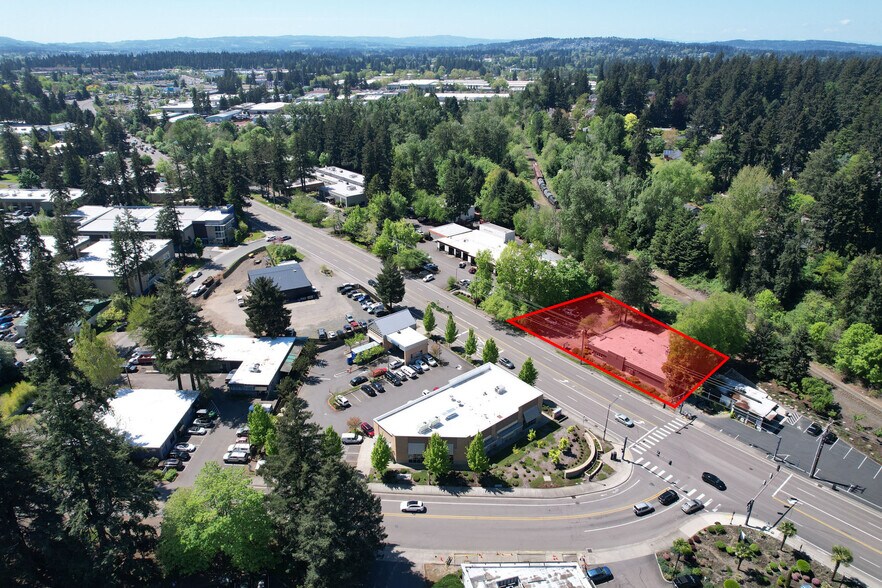 More Photos Of 17131 Boones Ferry Rd, Lake Oswego Flex For Lease