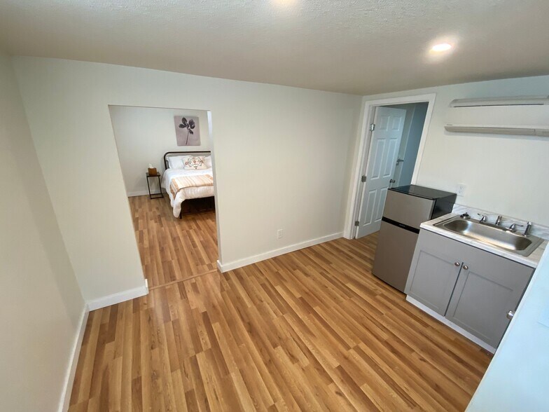 More Photos Of 8705 E 63rd Trafficway, Kansas City Apartments For Sale