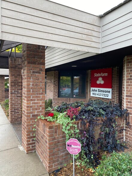 More Photos Of 5821 cedar lake Rd, Saint Louis Park Medical For Lease