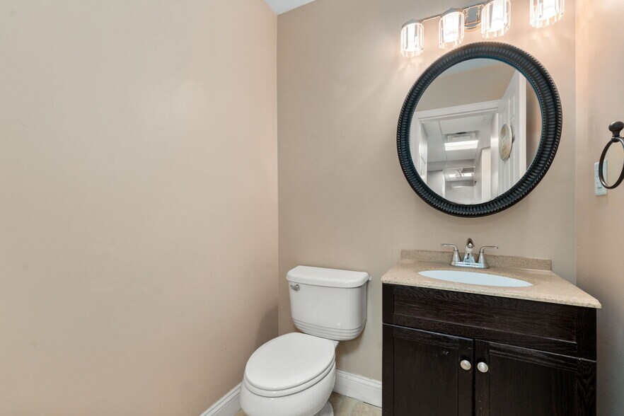 More Photos Of 285-285 Belmont St, Belmont General Retail For Sale