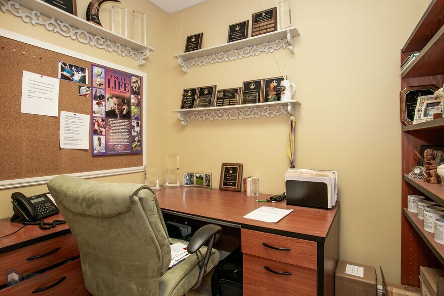 More Photos Of 5491 N University Dr, Coral Springs Office For Lease