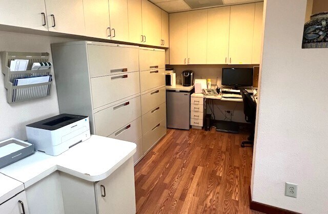 More Photos Of 225 S Civic Dr, Palm Springs Medical For Sale