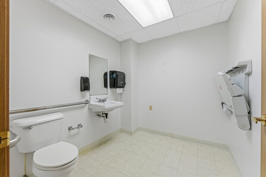 More Photos Of 108 Penn St, Point Marion Office For Lease