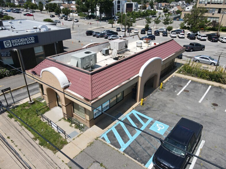 More Photos Of 996 Hempstead Tpke, Franklin Square Fast Food For Sale