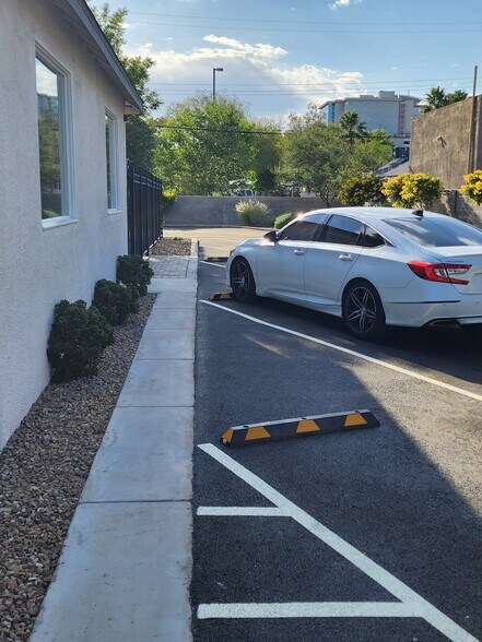 More Photos Of 530 S 9th St, Las Vegas Coworking Space
