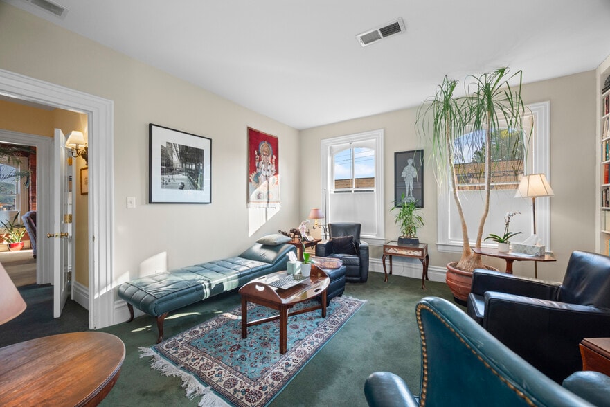 More Photos Of 258 42nd St, Pittsburgh Office For Sale