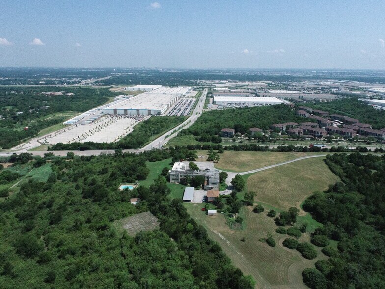 More Photos Of 4600 W Davis St, Dallas Land For Sale