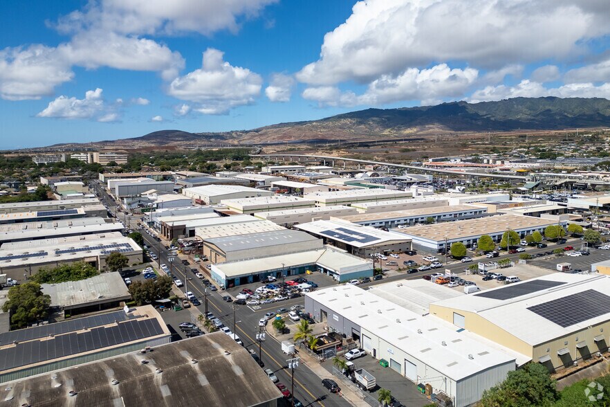 More Photos Of 94-138 Leoleo St, Waipahu Warehouse For Lease