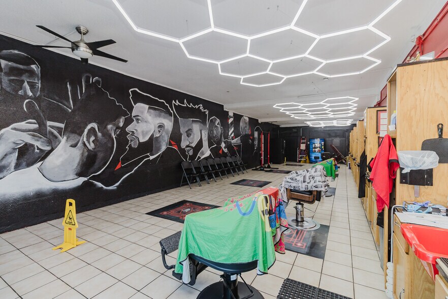 More Photos Of 3117 E 13th St, Wichita Freestanding For Sale