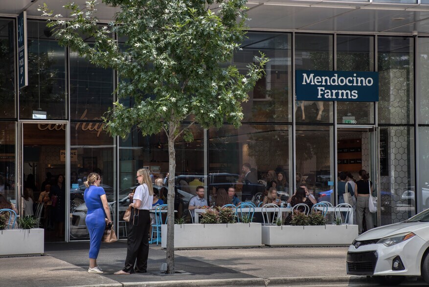 More Photos Of 2001 Ross Ave, Dallas Office For Lease