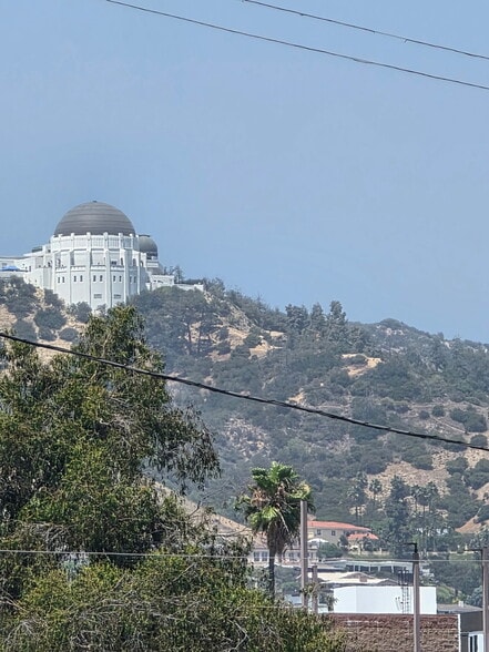 More Photos Of 4667 Hollywood Blvd, Los Angeles Apartments For Lease