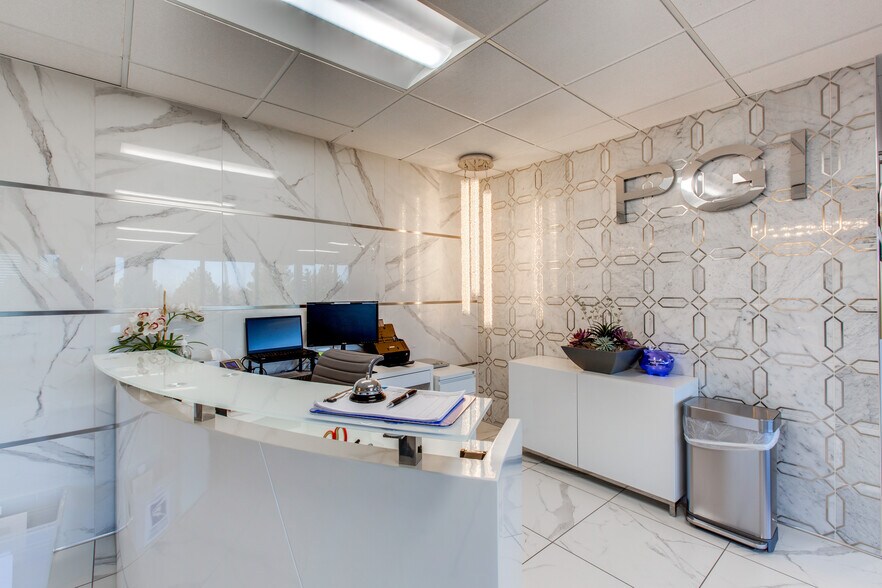 More Photos Of 8089 S Lincoln St, Littleton Medical For Lease