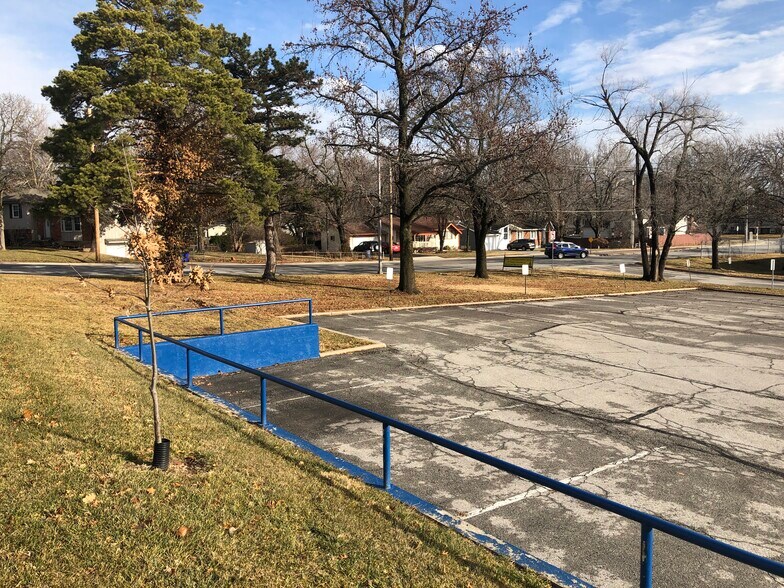 More Photos Of 7917 W 95th St, Overland Park Daycare Center For Sale