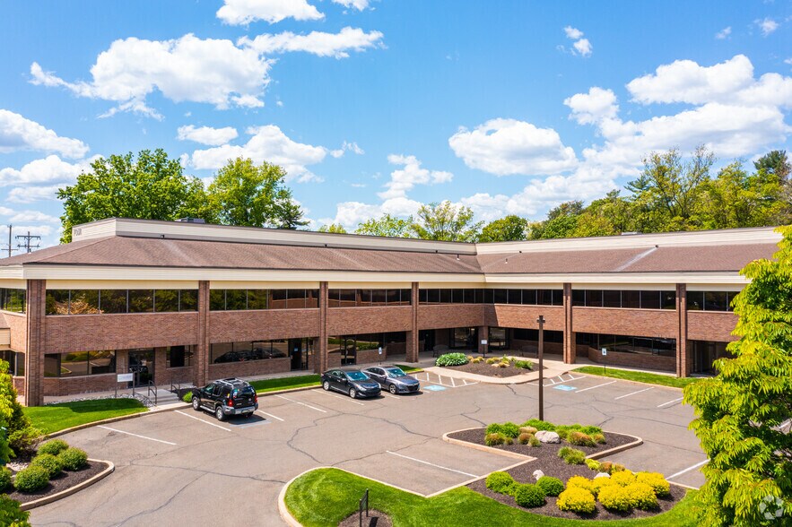 More Photos Of 300 Welsh Rd, Horsham Township Office For Lease