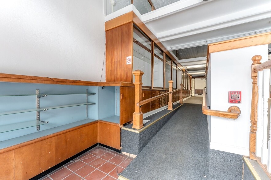 More Photos Of 1-5 Broadway, Bangor Apartments For Lease