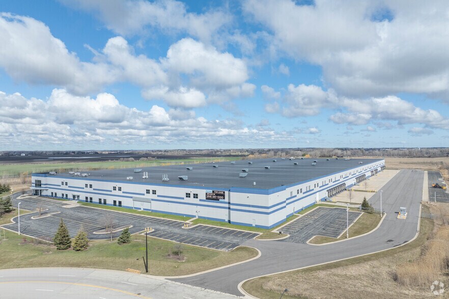 More Photos Of 901 Renaissance Blvd, Sturtevant Distribution For Sale